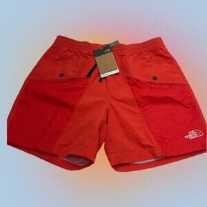 THE NORTH FACE Men’s Medium Horizon Red Performance Short
